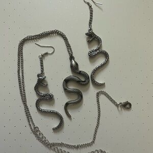 Silver Snake Jewelry Set